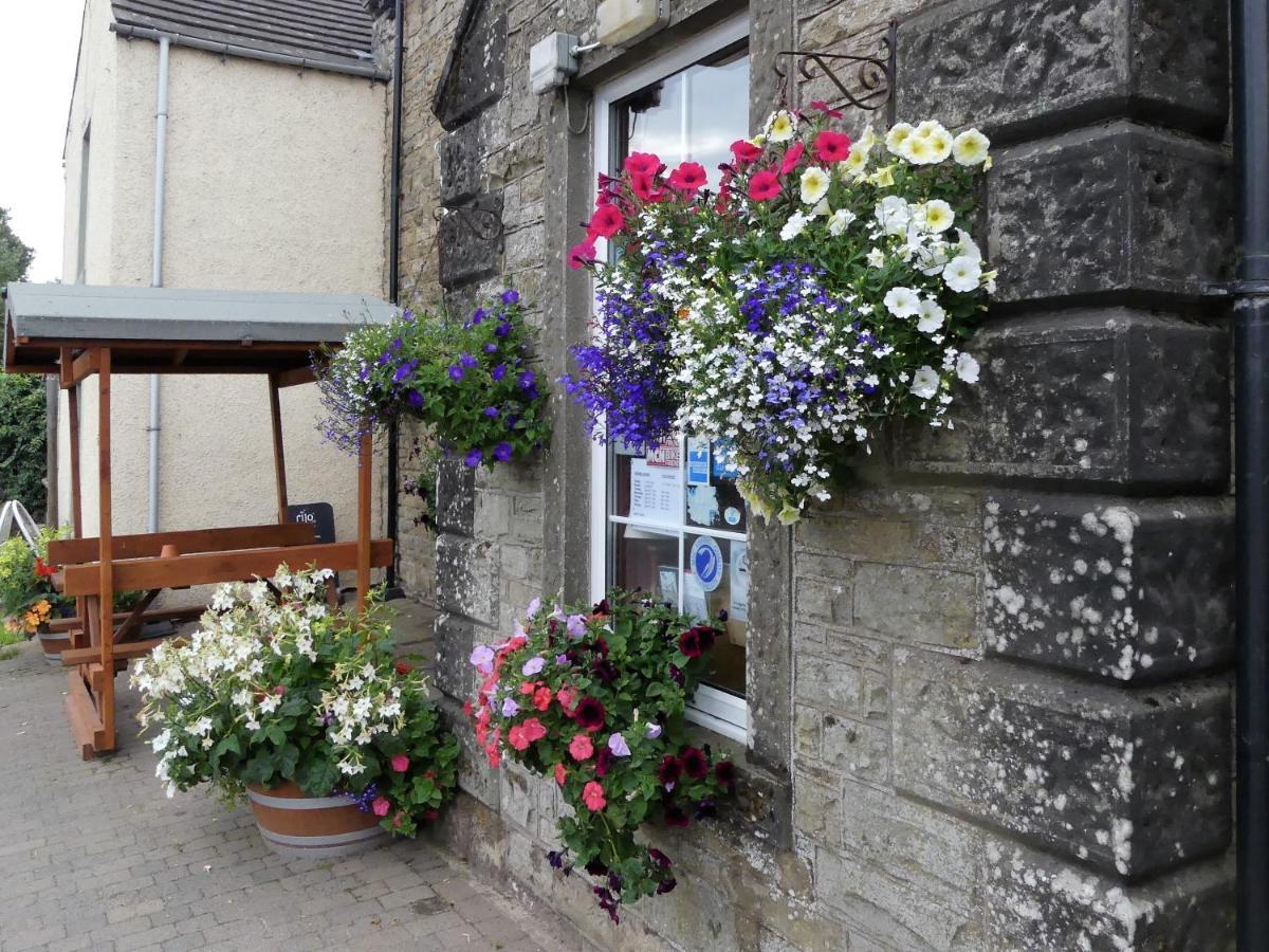 The Belted Will Inn Farlam Exterior foto