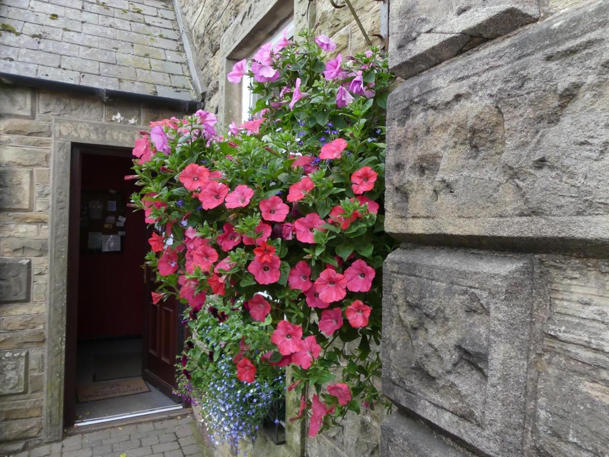 The Belted Will Inn Farlam Exterior foto